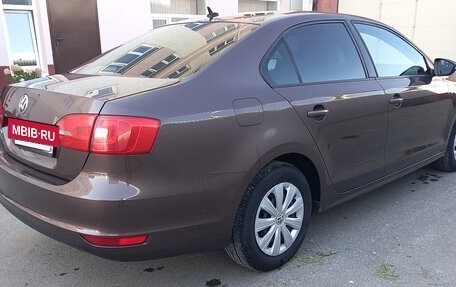 Volkswagen Jetta VI, 2014 год, 980 000 рублей, 5 фотография