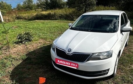 Skoda Rapid I, 2014 год, 650 000 рублей, 2 фотография