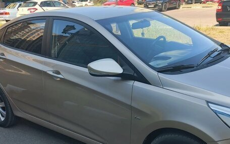 Hyundai Solaris II рестайлинг, 2013 год, 795 000 рублей, 4 фотография