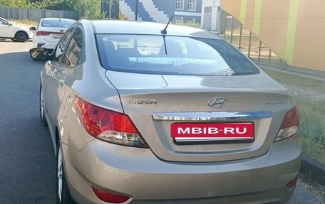 Hyundai Solaris II рестайлинг, 2013 год, 795 000 рублей, 2 фотография