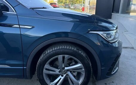 Volkswagen Tiguan II, 2021 год, 3 980 000 рублей, 11 фотография