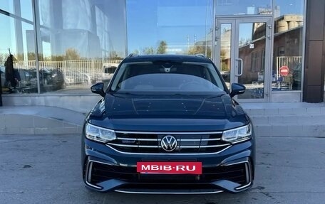 Volkswagen Tiguan II, 2021 год, 3 980 000 рублей, 2 фотография