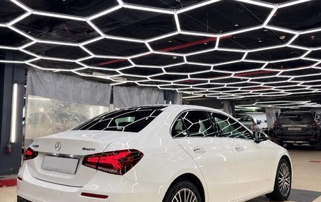 Mercedes-Benz A-Класс, 2020 год, 3 100 000 рублей, 4 фотография