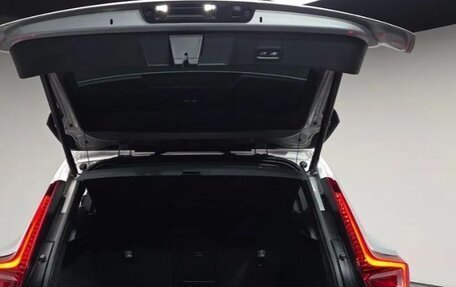 Volvo XC40 I, 2022 год, 4 576 049 рублей, 6 фотография