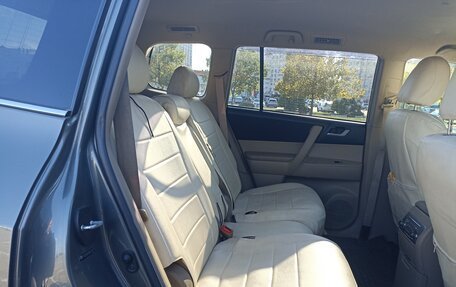 Toyota Highlander III, 2011 год, 1 600 000 рублей, 6 фотография