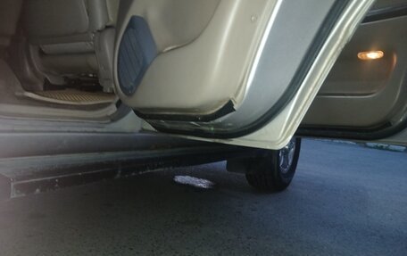 Toyota Land Cruiser 100 рестайлинг 2, 2001 год, 900 000 рублей, 11 фотография
