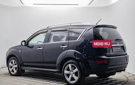 Mitsubishi Outlander III рестайлинг 3, 2008 год, 795 000 рублей, 3 фотография