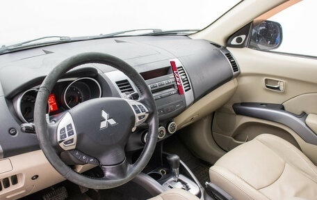 Mitsubishi Outlander III рестайлинг 3, 2008 год, 795 000 рублей, 9 фотография