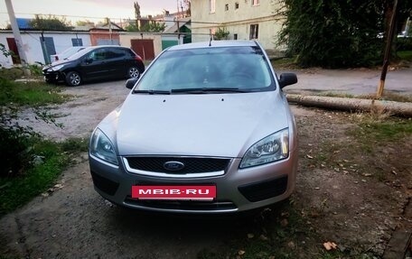 Ford Focus II рестайлинг, 2006 год, 390 000 рублей, 2 фотография