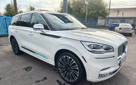 Lincoln Aviator II, 2021 год, 8 500 000 рублей, 3 фотография