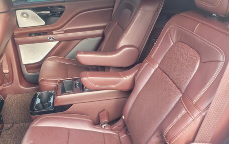 Lincoln Aviator II, 2021 год, 8 500 000 рублей, 24 фотография