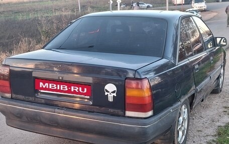 Opel Omega A, 1988 год, 75 000 рублей, 3 фотография