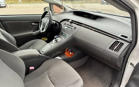 Toyota Prius, 2010 год, 1 520 000 рублей, 8 фотография