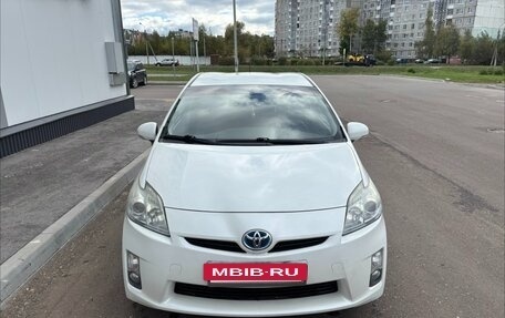 Toyota Prius, 2010 год, 1 520 000 рублей, 13 фотография