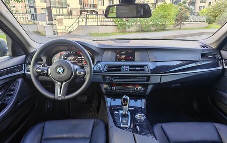 BMW 5 серия, 2012 год, 1 550 000 рублей, 11 фотография