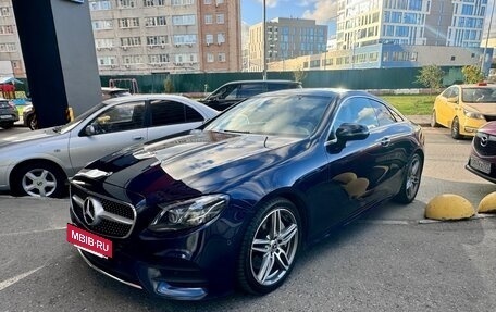 Mercedes-Benz E-Класс, 2017 год, 2 950 000 рублей, 4 фотография