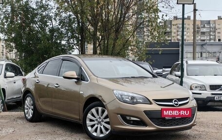 Opel Astra J, 2013 год, 489 000 рублей, 3 фотография