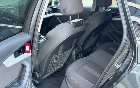 Audi A4, 2019 год, 2 980 000 рублей, 19 фотография