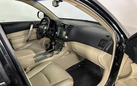 Toyota Highlander III, 2010 год, 1 300 000 рублей, 14 фотография
