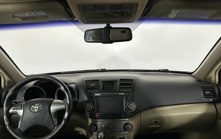 Toyota Highlander III, 2010 год, 1 300 000 рублей, 7 фотография