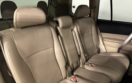 Toyota Highlander III, 2010 год, 1 300 000 рублей, 16 фотография