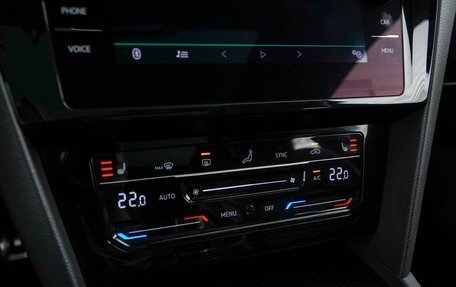 Volkswagen Passat B8 рестайлинг, 2017 год, 3 197 090 рублей, 17 фотография