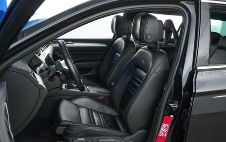Volkswagen Passat B8 рестайлинг, 2017 год, 3 197 090 рублей, 10 фотография