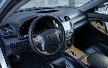 Toyota Camry, 2006 год, 930 000 рублей, 10 фотография