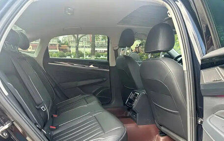 Volkswagen Passat B8 рестайлинг, 2022 год, 2 137 000 рублей, 13 фотография