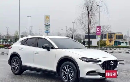 Mazda CX-4, 2022 год, 2 147 000 рублей, 5 фотография