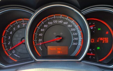 Nissan Murano, 2011 год, 1 020 000 рублей, 33 фотография