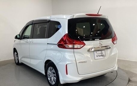 Honda Freed II, 2021 год, 1 217 009 рублей, 7 фотография