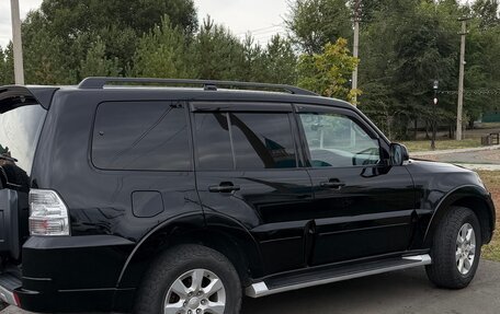 Mitsubishi Pajero IV, 2013 год, 2 150 000 рублей, 4 фотография