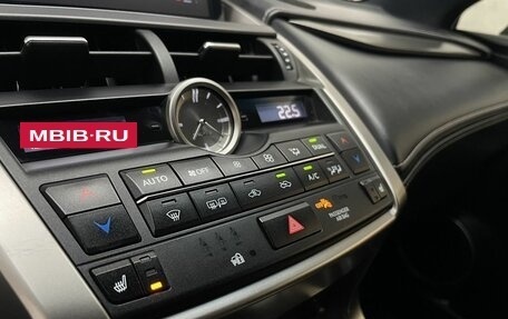 Lexus NX I, 2015 год, 2 950 000 рублей, 13 фотография