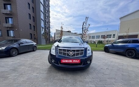 Cadillac SRX II рестайлинг, 2011 год, 850 000 рублей, 15 фотография