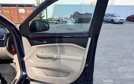 Cadillac SRX II рестайлинг, 2011 год, 850 000 рублей, 24 фотография