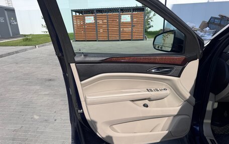 Cadillac SRX II рестайлинг, 2011 год, 850 000 рублей, 27 фотография