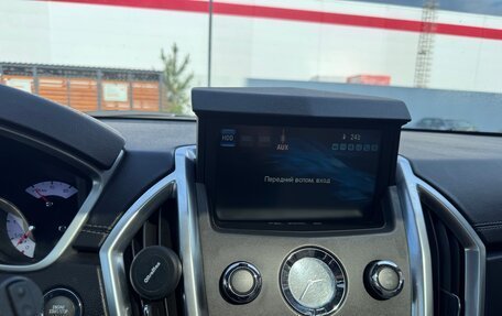 Cadillac SRX II рестайлинг, 2011 год, 850 000 рублей, 35 фотография