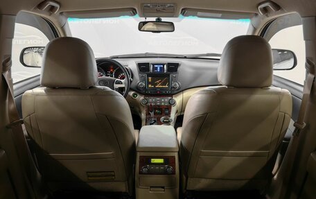 Toyota Highlander III, 2012 год, 2 350 000 рублей, 19 фотография