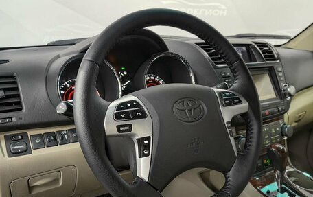 Toyota Highlander III, 2012 год, 2 350 000 рублей, 12 фотография
