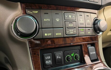 Toyota Highlander III, 2012 год, 2 350 000 рублей, 25 фотография
