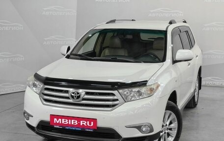 Toyota Highlander III, 2012 год, 2 350 000 рублей, 27 фотография