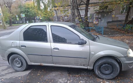 Renault Logan I, 2010 год, 260 000 рублей, 3 фотография