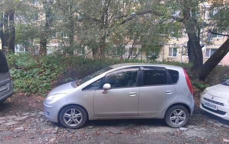 Mitsubishi Colt VI рестайлинг, 2003 год, 300 000 рублей, 5 фотография