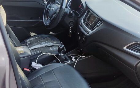 Hyundai Solaris II рестайлинг, 2018 год, 670 000 рублей, 7 фотография