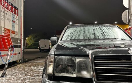 Mercedes-Benz W124, 1992 год, 300 000 рублей, 2 фотография