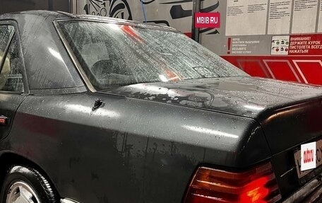 Mercedes-Benz W124, 1992 год, 300 000 рублей, 8 фотография