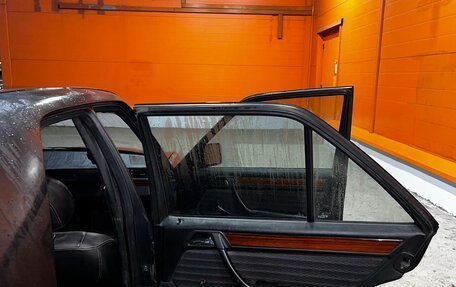 Mercedes-Benz W124, 1992 год, 300 000 рублей, 16 фотография