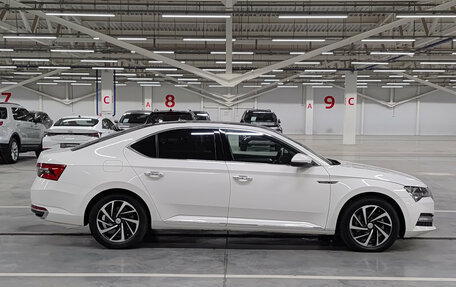 Skoda Superb III рестайлинг, 2020 год, 2 190 000 рублей, 5 фотография