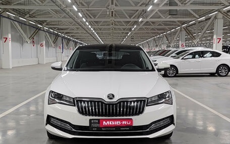 Skoda Superb III рестайлинг, 2020 год, 2 190 000 рублей, 2 фотография